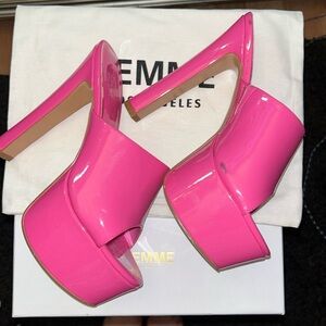 Femme La Cali Platform Slipper - Pink